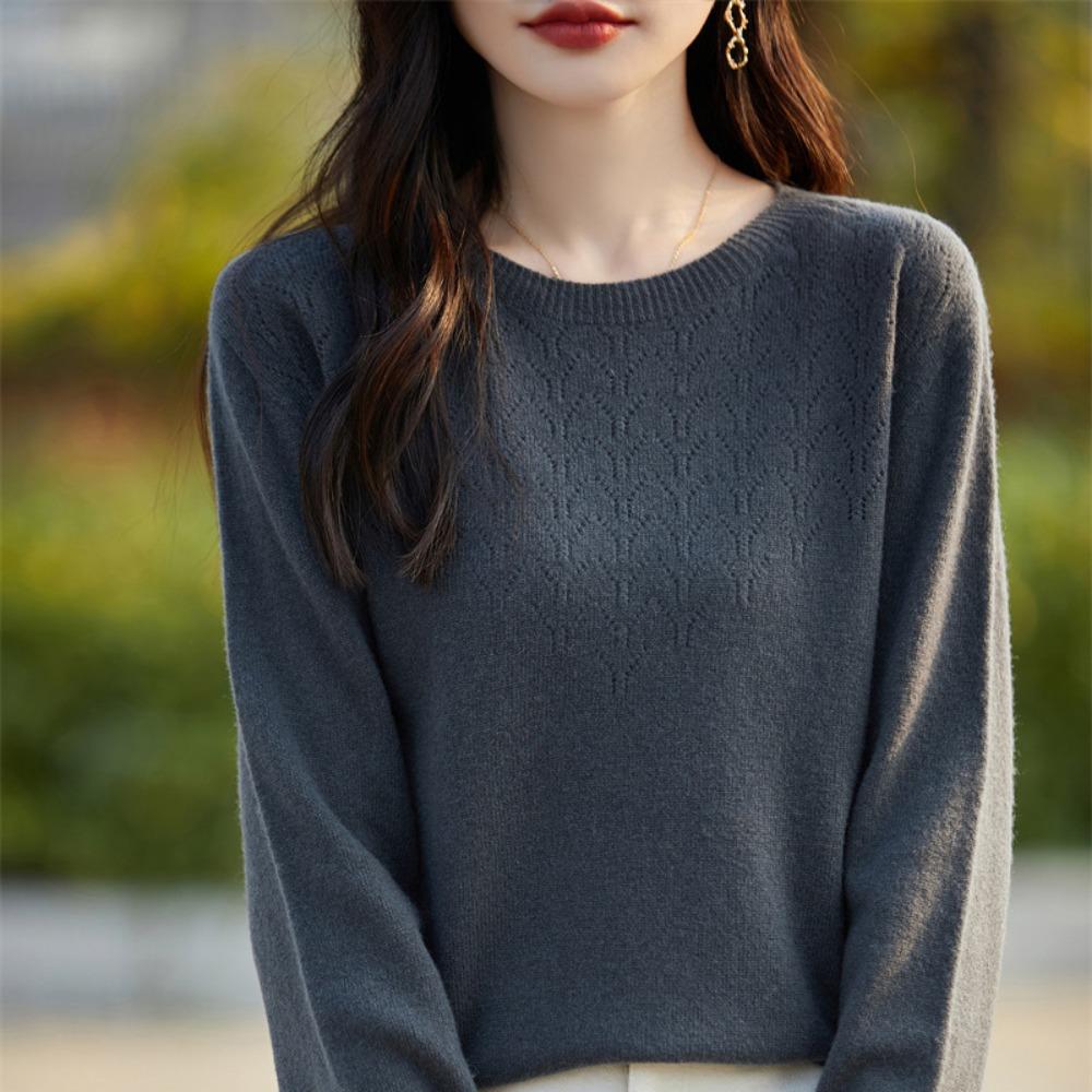 New Autumn and Winter Style Pullover Women's Round-neck, Long-sleeved, Loose Knitted Base Sweater