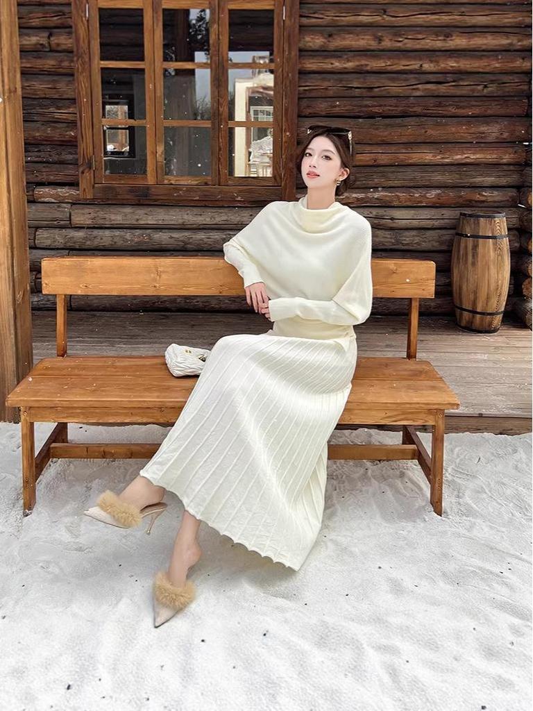 High-Quality Autumn/Winter Knit Sweater Skirt Set for Women