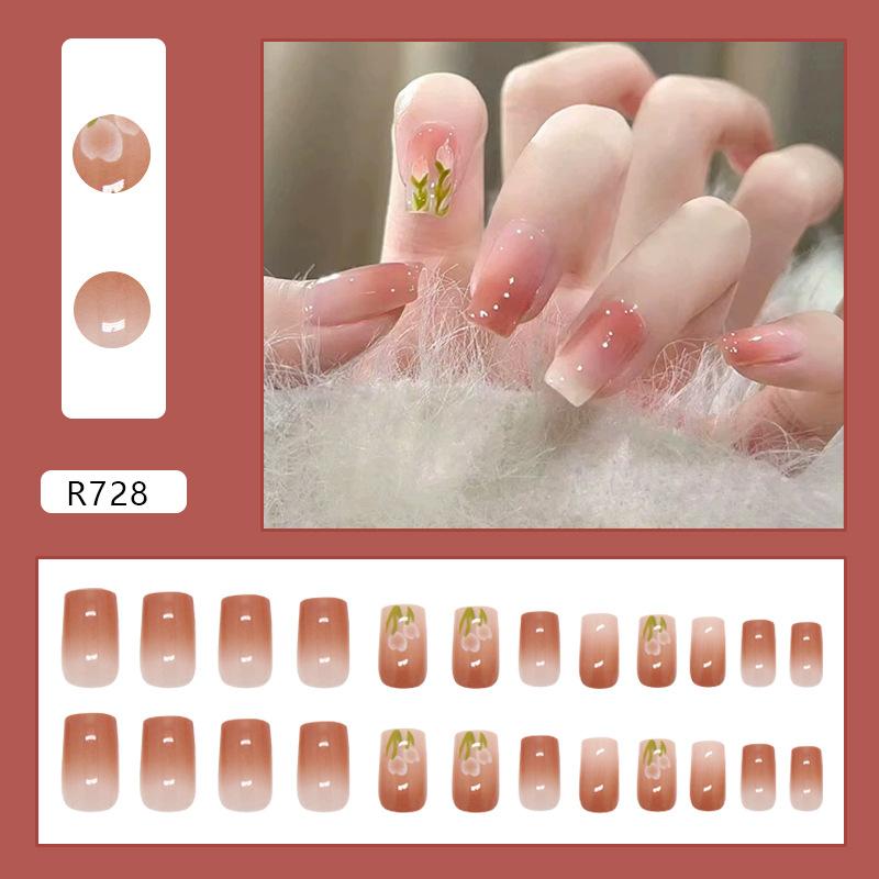

Simple and sweet gradual change tulip flowers wear short nail spring new nail piece removable nail piece