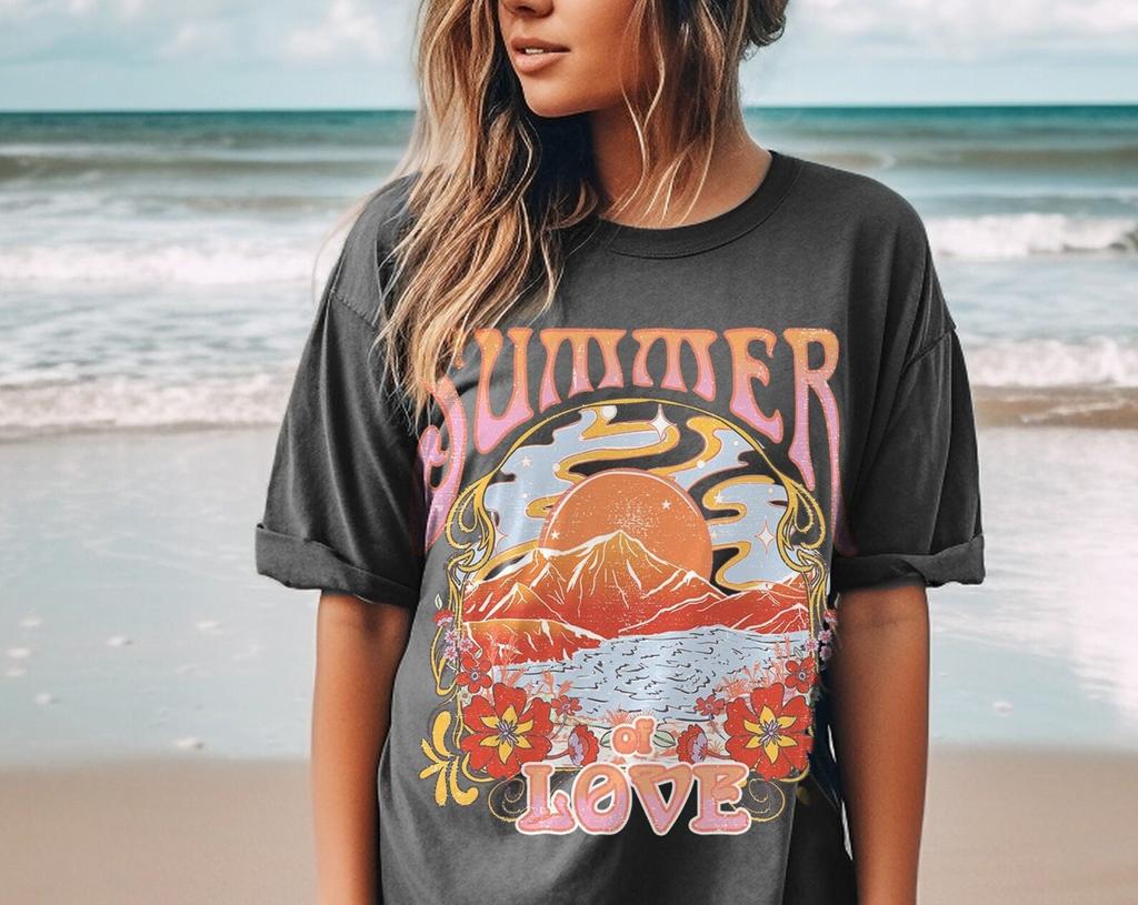 Summer Of Love Tee, Comfort Colors Tee, Beach Tee, Summer T-shirt, Vintage Inspired, Retro Tee, Eighties Tee, Size up for Oversized Tee