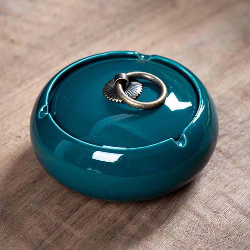 Lidded Ashtray: Fly-Free, Stylish, Creative Trend for Cute Girl's Living Room