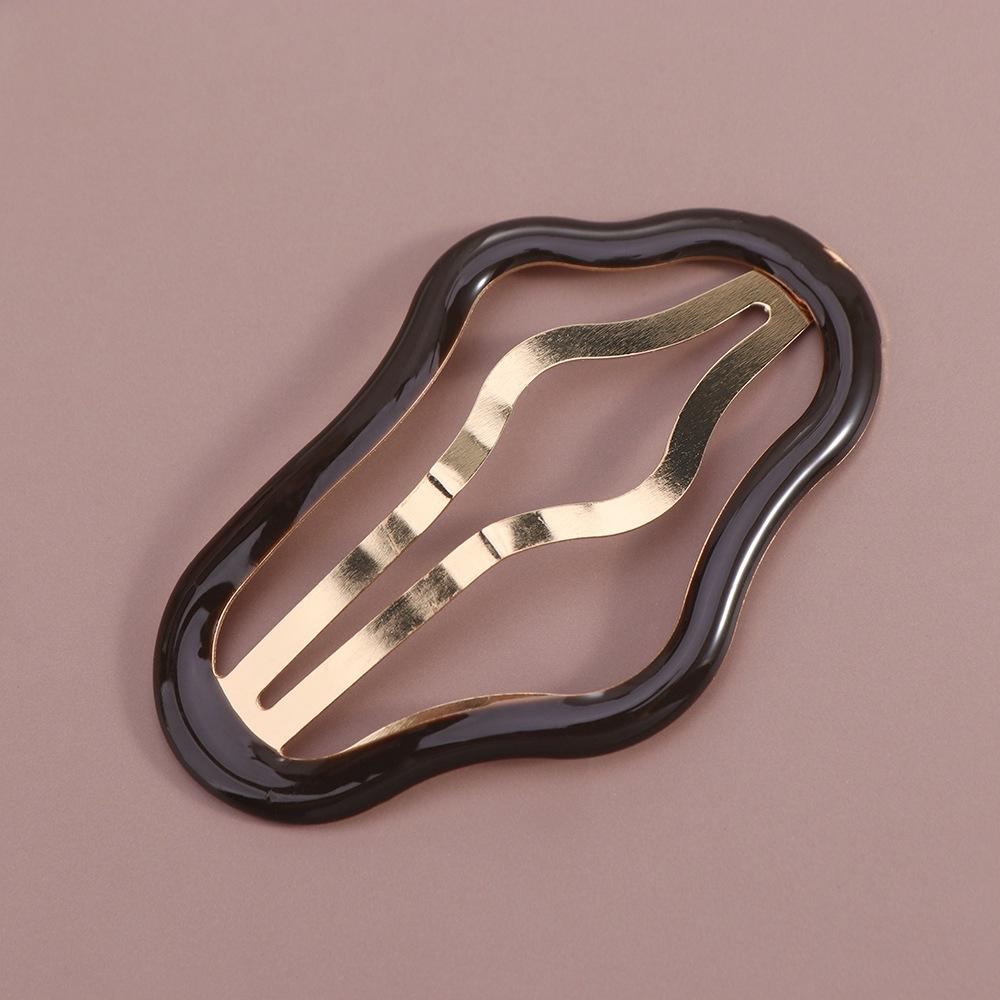 Cute Geometric Clouds Bb Clips Metal Hollow Cloud Hair Clip Korean Style Y2k Hollow Metal Hairpin Photograph