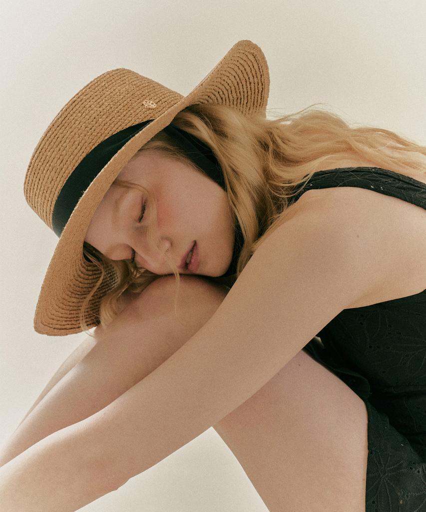 Ninakoseuta Raffia Boater Hat_Tan