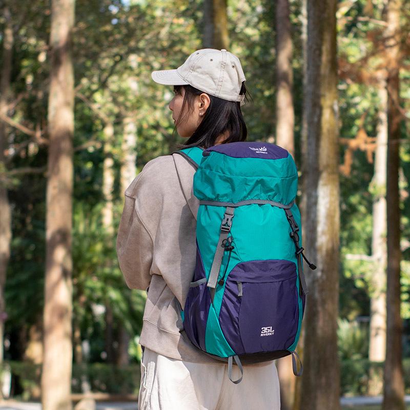 Легкий женский ультралегкий складной походный рюкзак 35 л 35L
