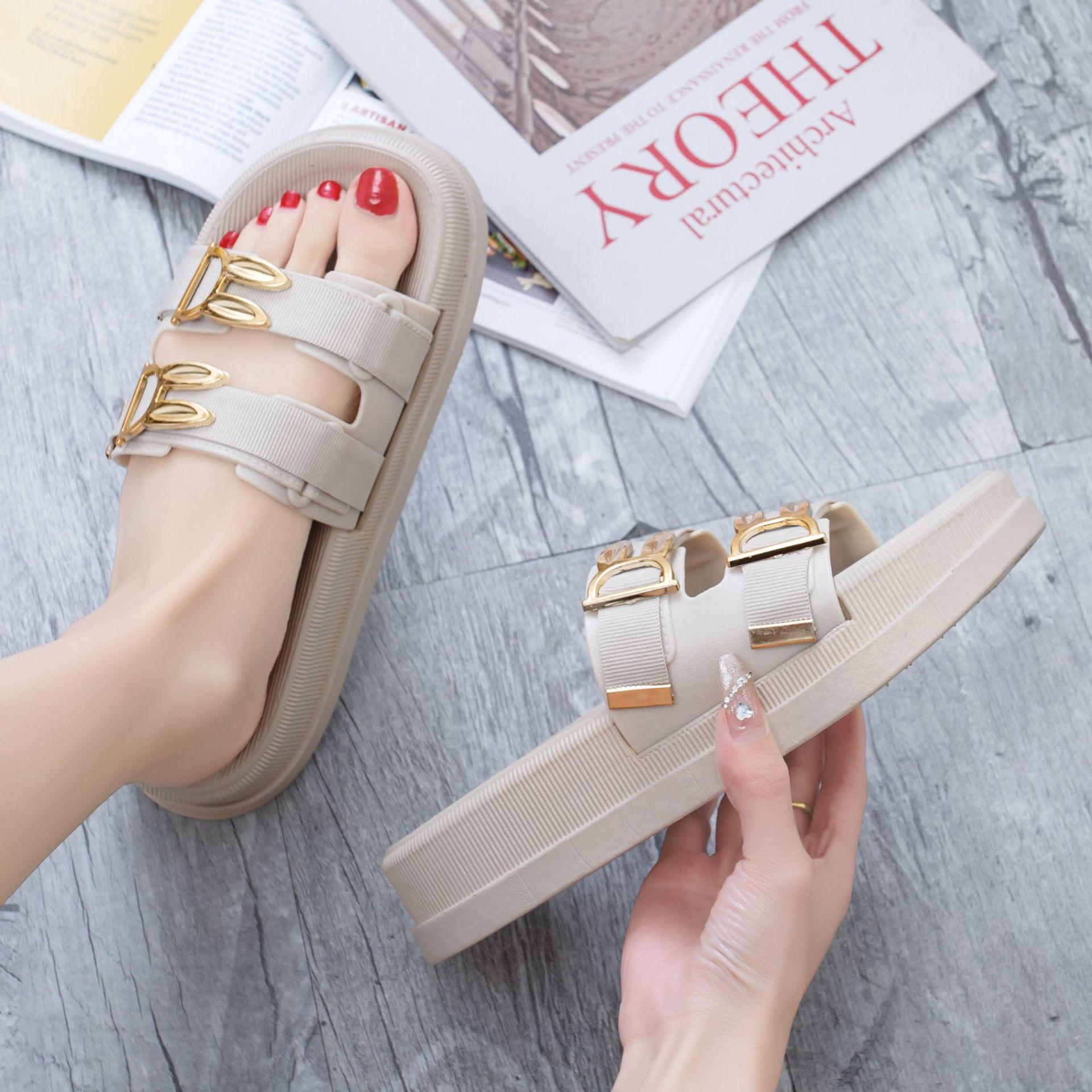 

Женские сандалии на плоской подошве с золотой пряжкой, мягкие шлепанцы для лета, сандалии на платформе, шлепанцы без шнуровки с открытым носком, женские пляжные повседневные сандалии для дома и улицы 40