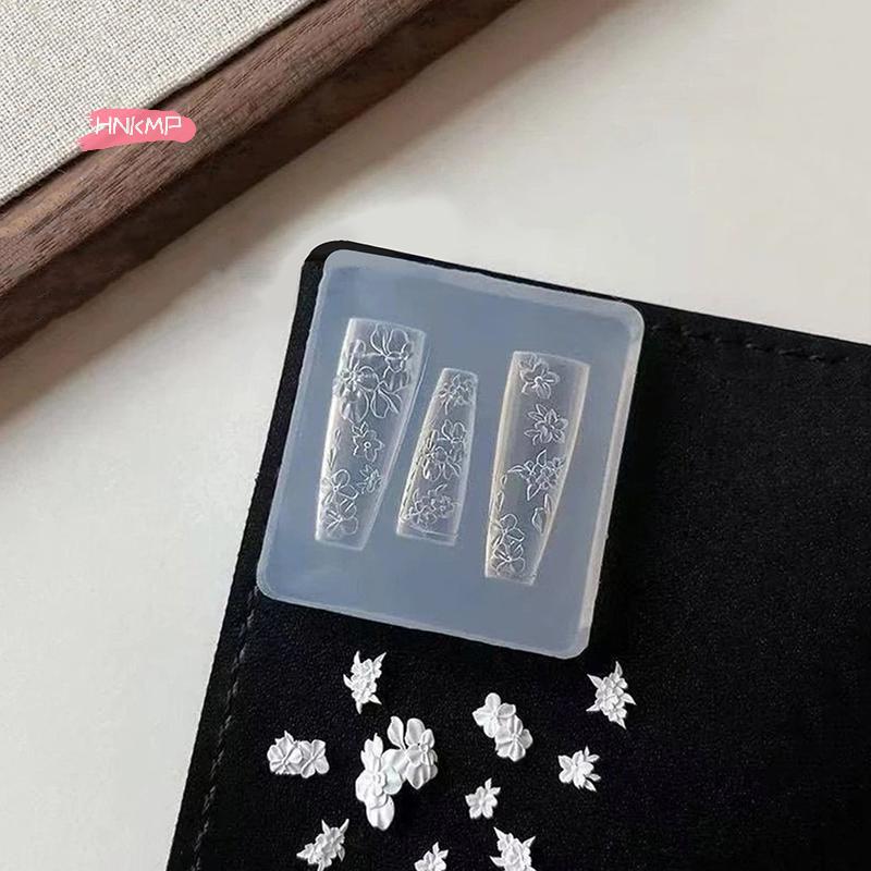 1Pcs Cartoon Christmas Silicone Nail Mold Baroque French Style High Transparent 3D Relief DIY Nail Art Decorations Nail Template