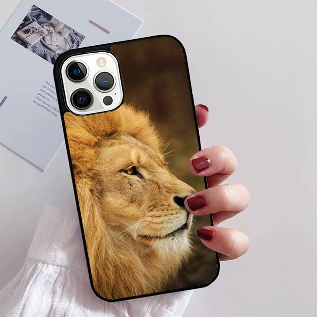 Lion Alpha Male Cub Phone Case for iPhone 11 12 13 14 Pro Max mini XR XS SE 2020 6 7 8 Plus Samsung S21 S22 Coque Fundas