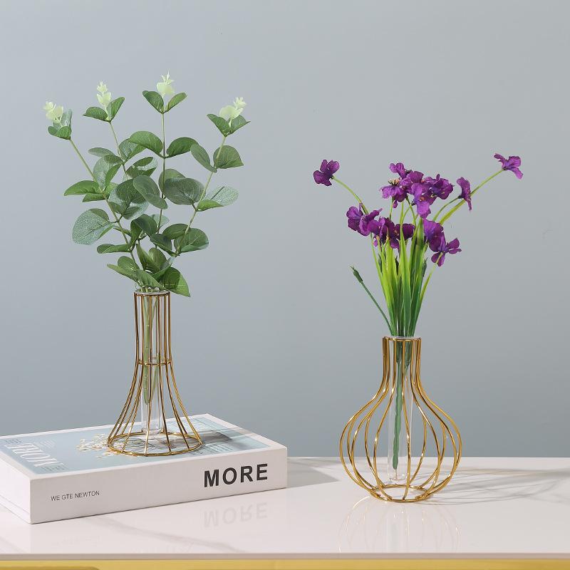 Metallrahmen Klare Glas Reagenzglas Vasen Dekorativ Klein Knospenvasen Geschenke Verwendung für Hochzeitsdekoration Tisch Blumen Dekoration