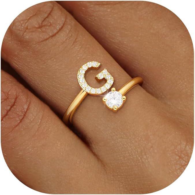 Регулируемое кольцо с буквой из меди и циркона - Изысканный открытый дизайн