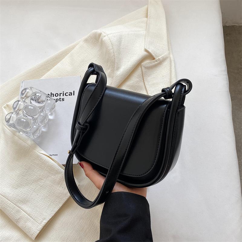 Stilvolle und schlichte Retro-Unterarmtasche mit einem Schulterriemen für Damen 2025 Sommer neue lässige Umhängetasche Satteltasche