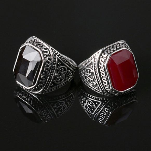 Men's Women's Lover Vintage Carved Geometric Resin Alloy Party Jewelry Ring
