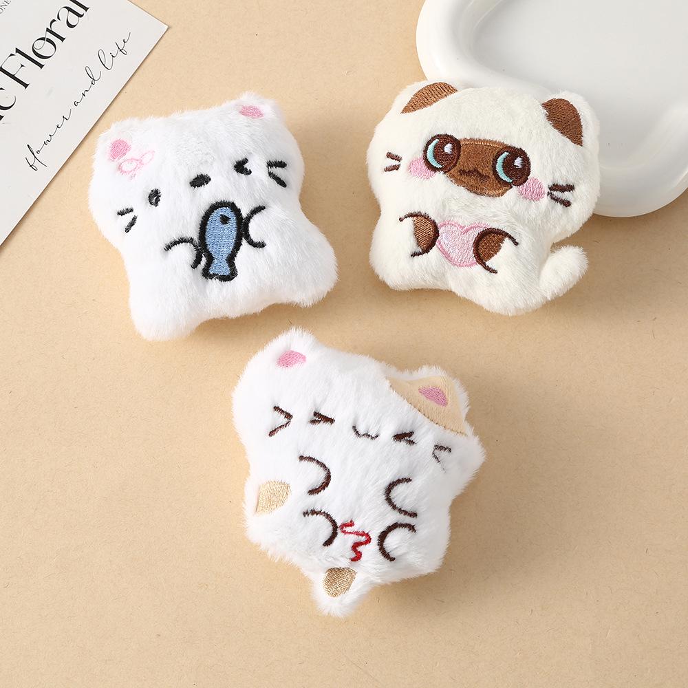 Cute Animal Plush Brooch & Keychain Backpack Pendant - DIY Kitten Ornaments