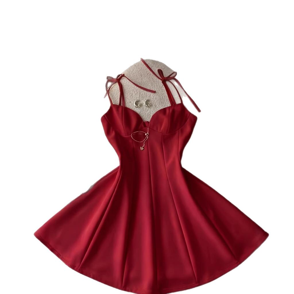 2026 Spring Suspender Heart-shaped Collar Dress, Strap Waist Swing Skirt, Pendant Decoration, Sweet and Spicy Girl Style