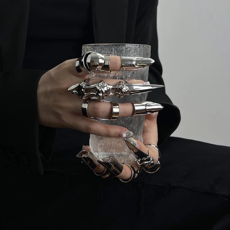 Punk Metal Exoskeleton Index Finger Joint Bone Ring Gothic Rock Machinery Fingertip Ring Long Finger Rings Jewelry Gift