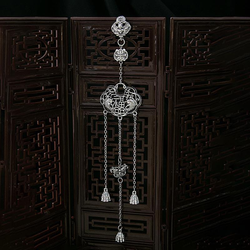 Retro Chinese Plum Blossom Fan Brooch with Tassel Pendant