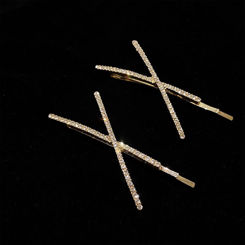 Dongdaemun Rhinestone Cross Hair Clip - Sweet & Simple Accessory for Bangs