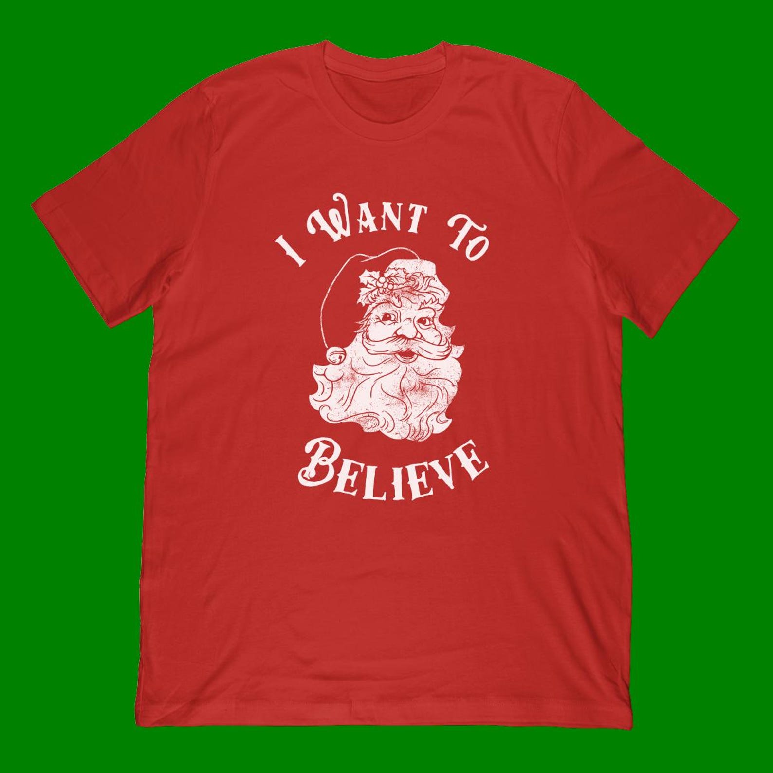 I Want To Believe Santa T-Shirt | Funny Christmas Graphic Tee M