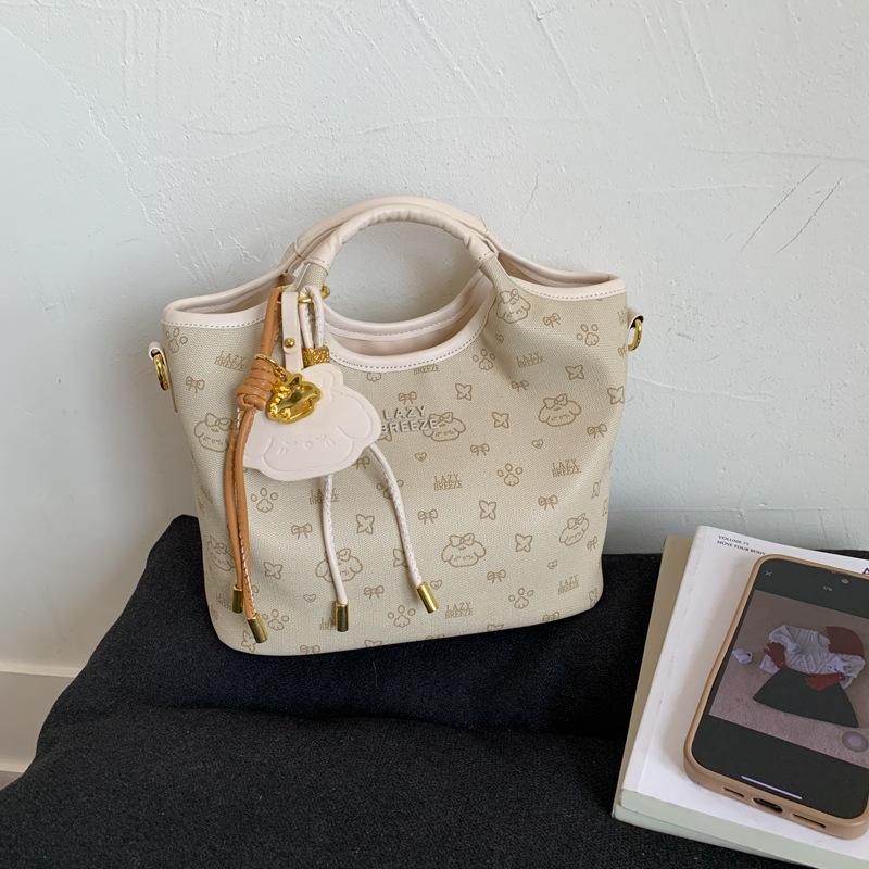 

Женская сумка-тоут новая модная универсальная нишевая дизайнерская сумка премиум портативная на плечо мессенджер покинуть белый