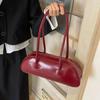 Hochwertige französische Retro-Achseltasche für Damen, neue modische vielseitige Baguette-Tasche, Herbst und Winter, tragbare Umhängetasche