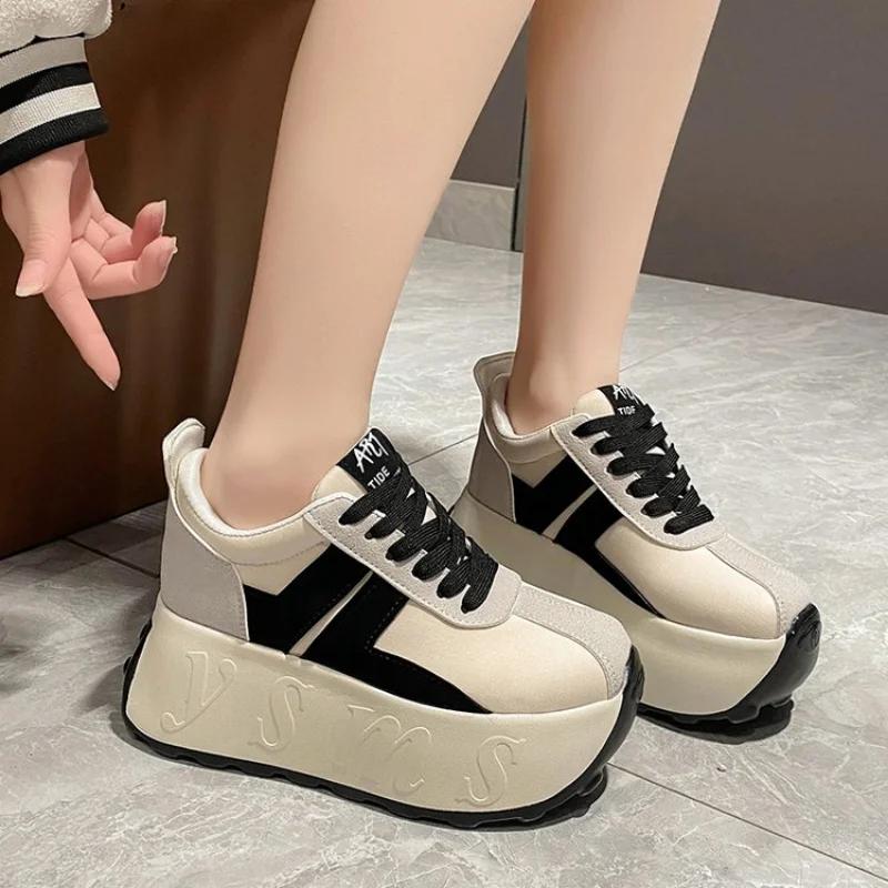 Fashion Women Platform Sneakers Shoes Spring Lightweight Platform Shoes Round Toe Chunky Shoes Lace Up Flat Skateboard Shoe for Female