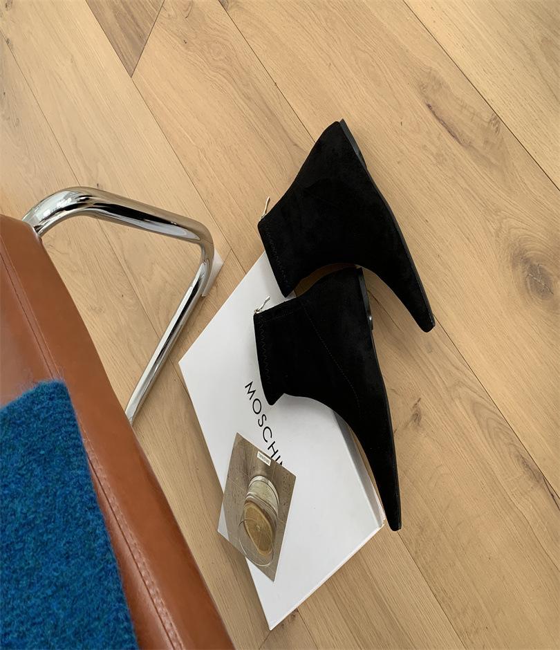 

European and American autumn and winter new simple suede flat socks boots flat heel thin boots femininity pointed short boots 39 чёрный