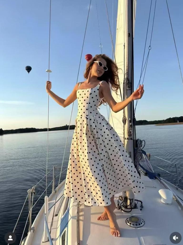 Nanyou Sommer Retro Gepunktetes Spaghettiträger Schwingkleid für Damen