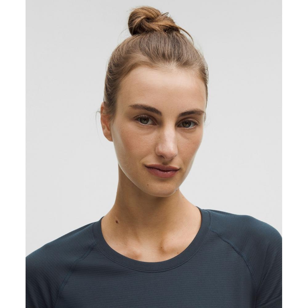 Lululemon Swiftly Tech Short Sleeve Shirt 2.0  Waist Length True Navy True Navy