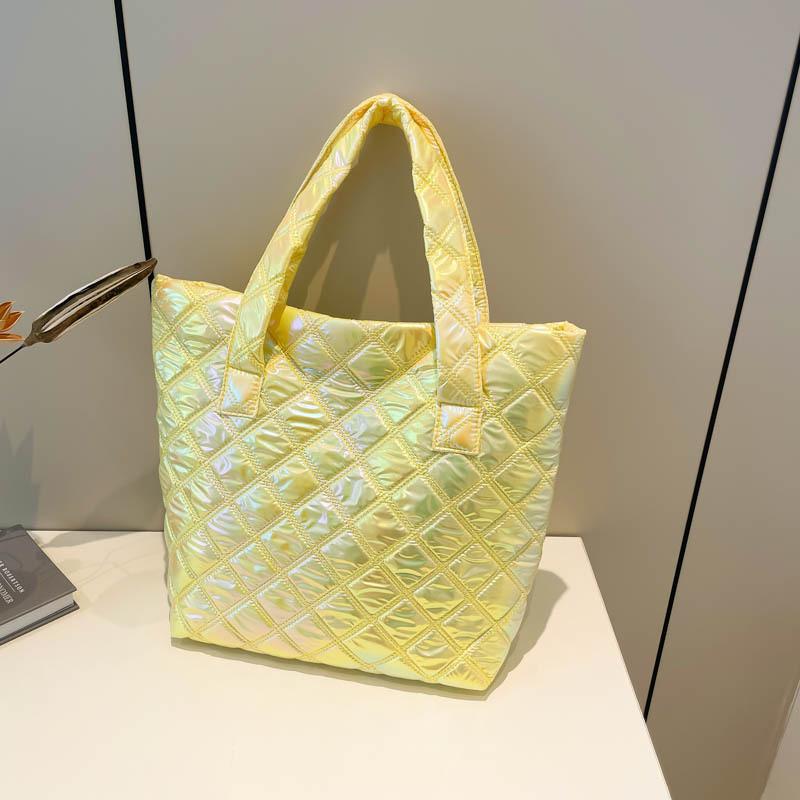 Fashionable Shoulder Tote Bag For Women In Colorful Canvas Perfect For Casual Outings