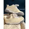 Sweet Peach Planet Platform Bread Shoes Women's New Spring Niche Sports and Leisure Board Shoes Versatile White Shoes
