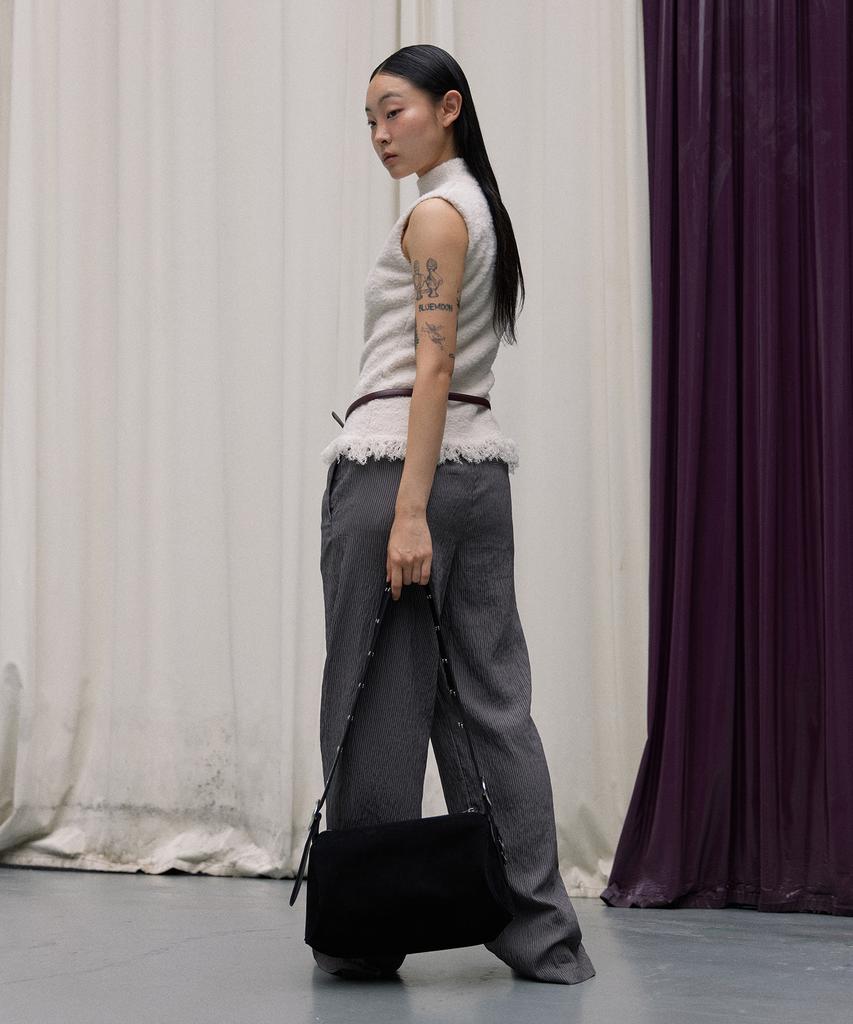 Haveawhale Arc Stud Belt Bag (Bk)