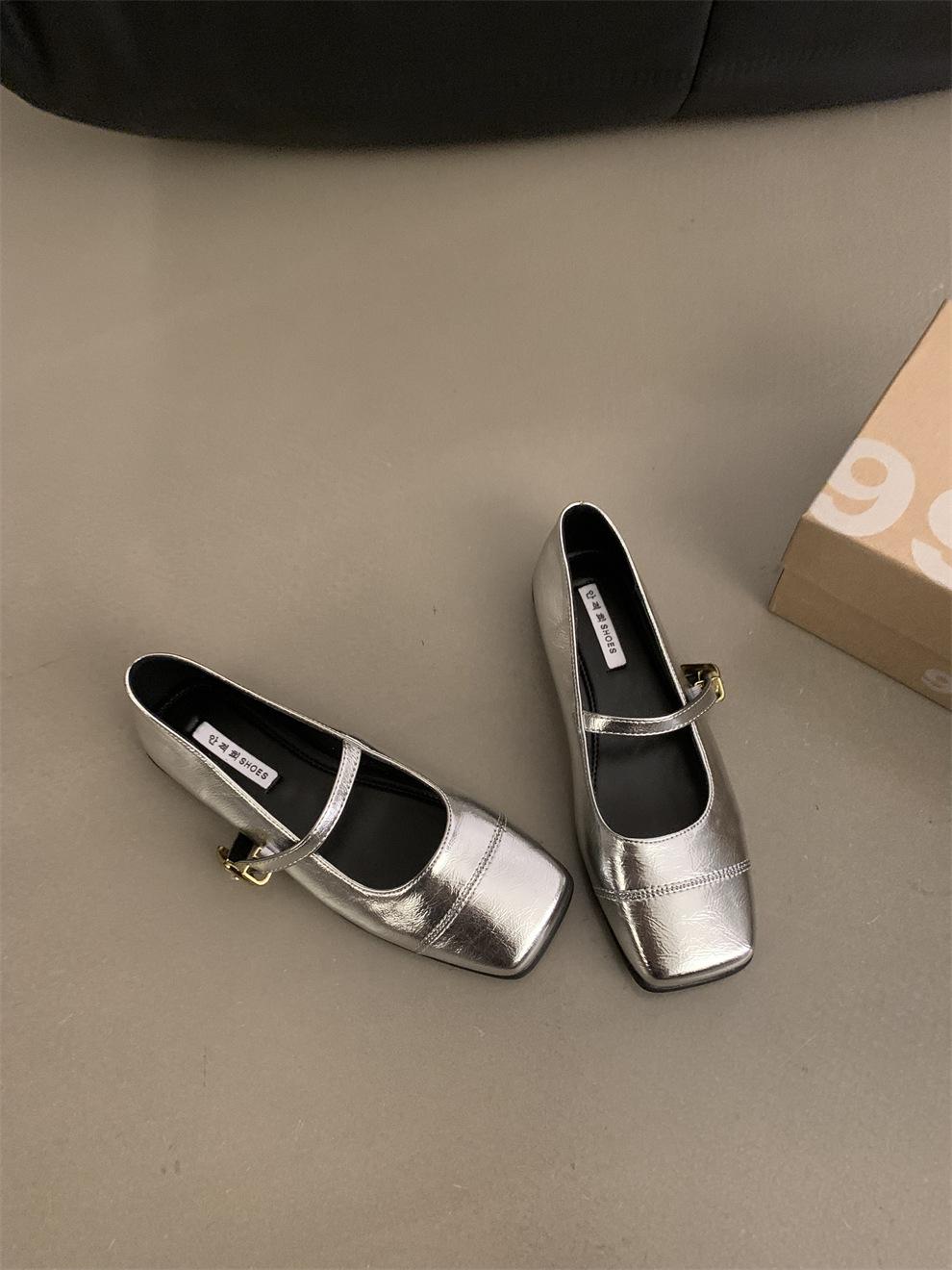 

Корейская версия легкие туфли с квадратным носком, одинарные туфли на плоской подошве из кожи, французские ретро серебристые туфли Мэри Джейн, весна лето осень универсальные женские 40