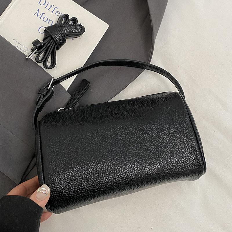 2025 new simple lychee pattern soft leather portable pillow bag women's casual versatile commuter style messenger bag