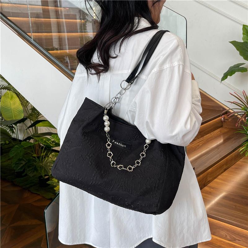 2024 Summer Fashion Stylish Pearl Chain Casual Shoulder Bag Large Tote For Women