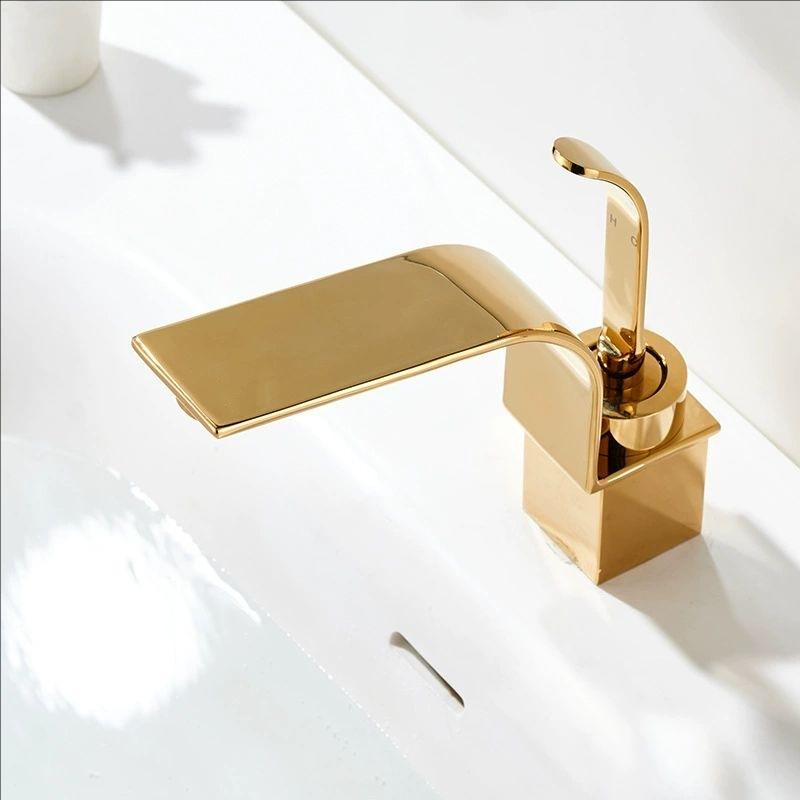 Baterii Lavabo Crom Baterii Moderne Aurii Montate pe Punte Baterii Mixere Baie Negru Baterie Lavabo Baie Baterii Cascadă Gri