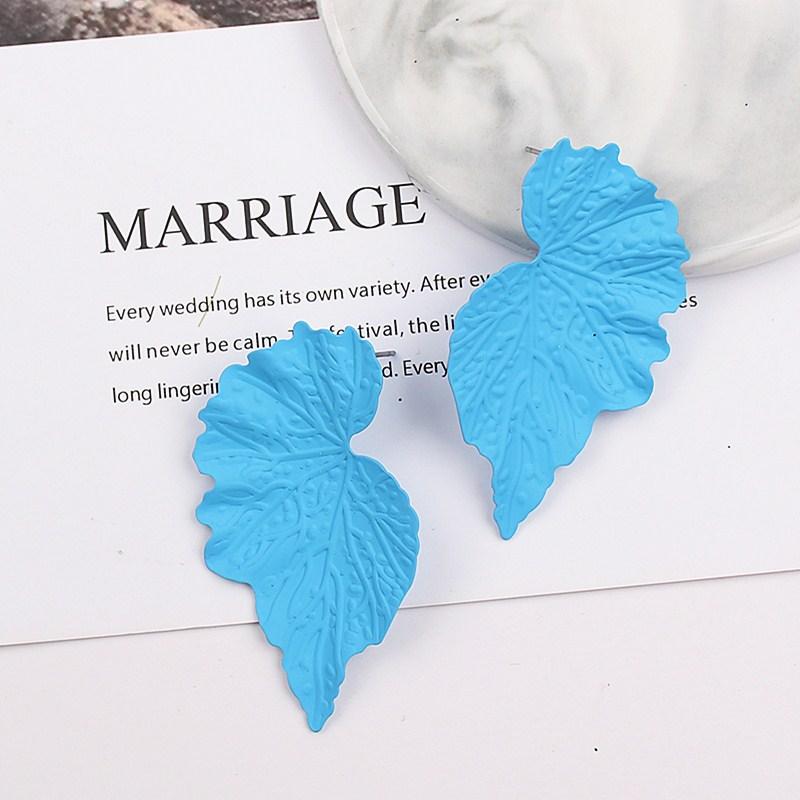 Fashion Geometric Gold Color Ginkgo Biloba Leaf Shape Drop Earring Creative Personality Simple Punk Woman Dangle Earring Jewelry