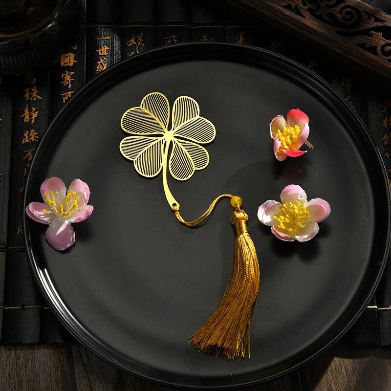 

1 шт. Канцелярские принадлежности в китайском стиле для студентов, ретро-металлические закладки для книг, полые, гинкго билоба, кленовый лист, лотос, вены, закладки для книг, подарки D