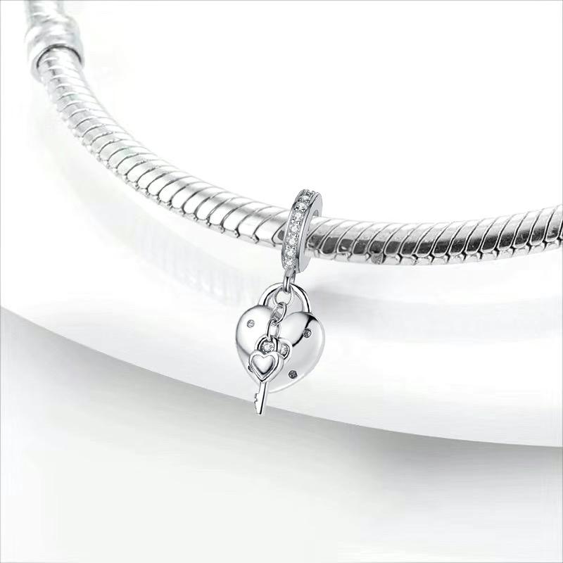 Lock Charm Fit Original Bracelet Love Locks Keys Double Heart Bead Diy Women Jewelry Giftcopper Trinket Jewelry Party Gift