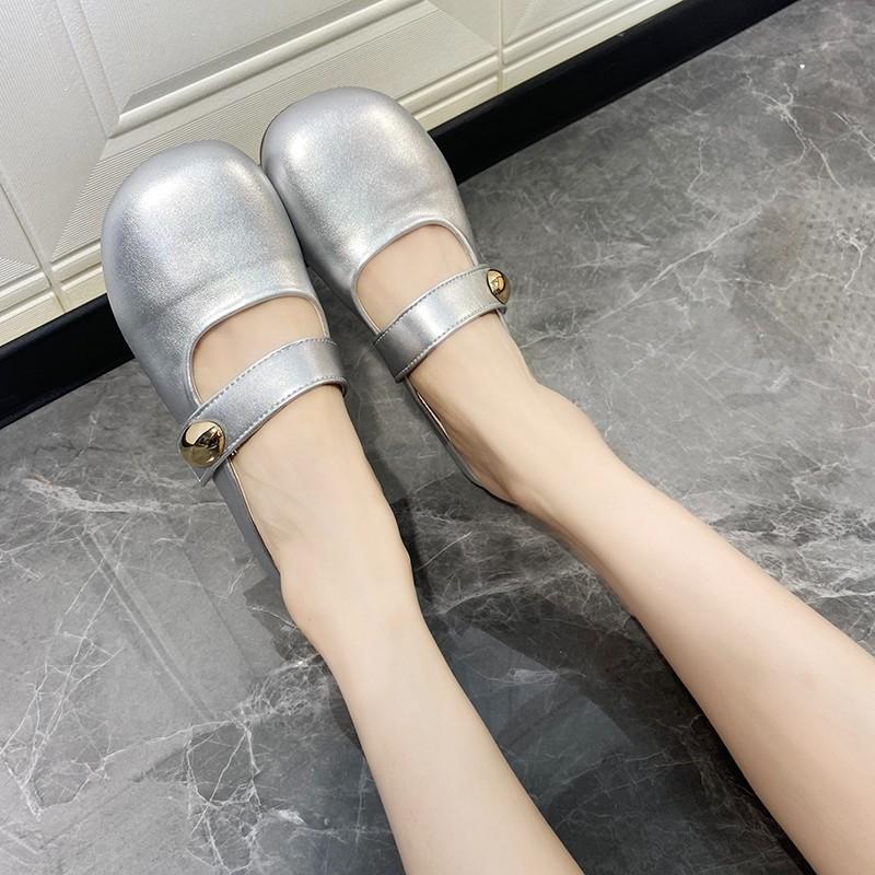 Lightweight and Versatile One-pedal Bag Head Slippers Women's Summer Flat-bottomed Slippers Comfortable Metal Buckle Half Drag