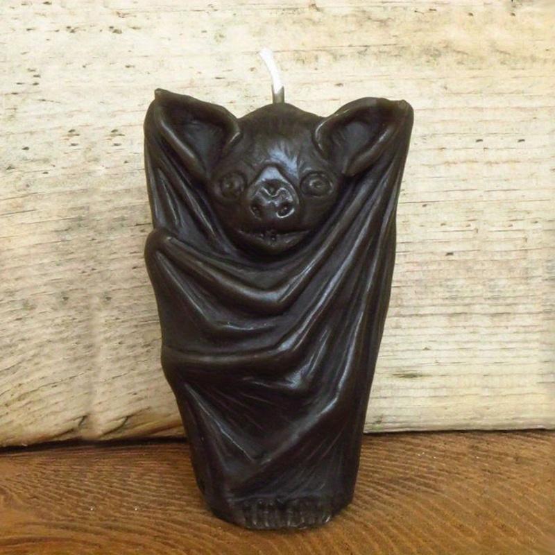 Resin Silicone Mold 1pc Blood-sucking Bat DIY Goth Party Decorations for Home and Office Desktop Display - Easy To Make Resins