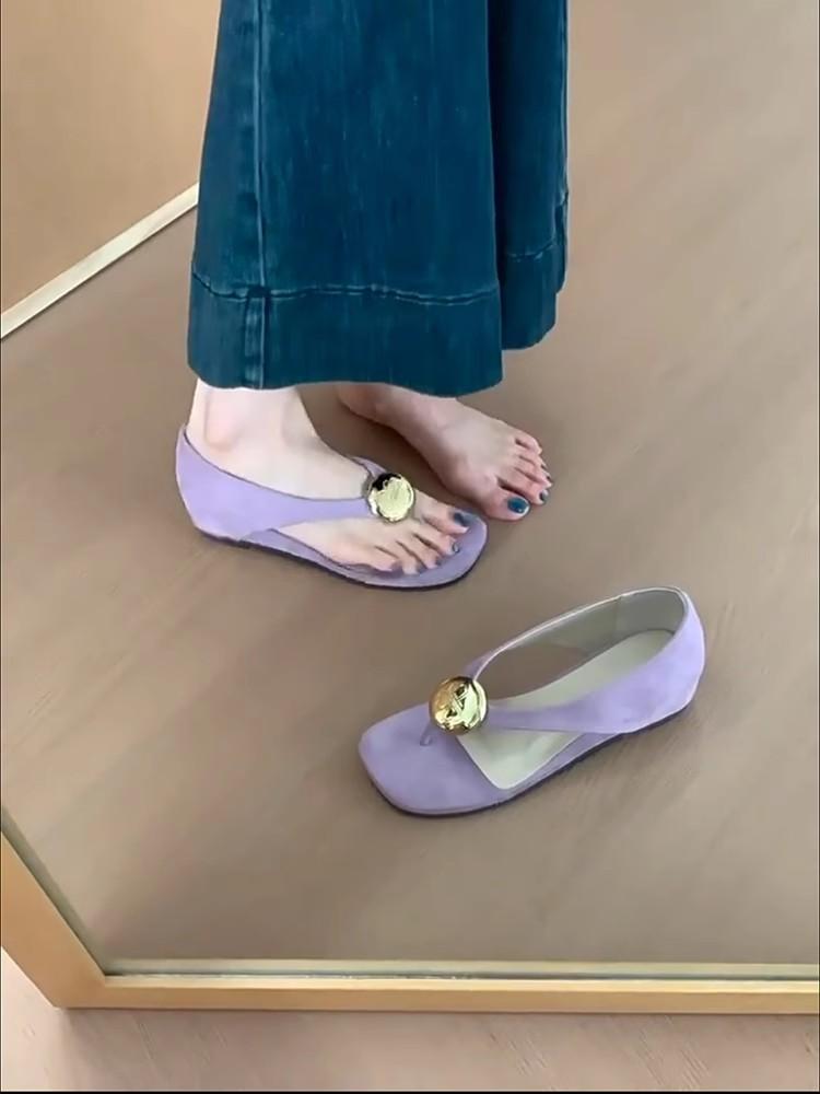 

Summer 2025 Leisure Toe-Open Sandals Slippers Trendy Rubber Bottom Flat Head Casual Slip-On Shoes High Aesthetic Value 40 лавандовий