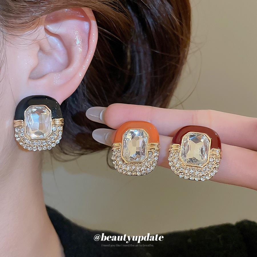 Retro Zircon Square Stud Earrings: Luxurious Silver Needle Design for Autumn/Winter
