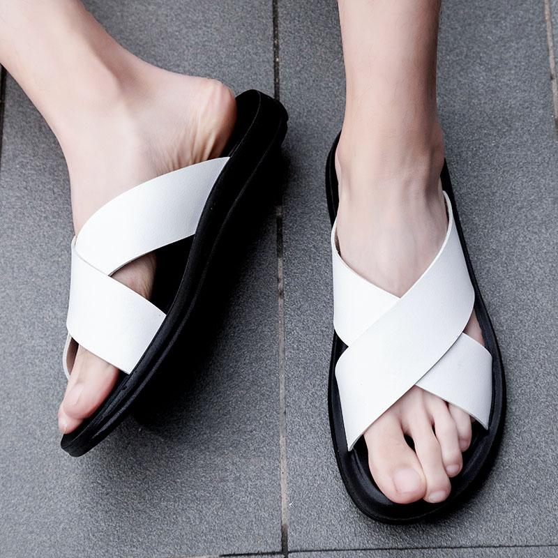 Fashion Summer Outdoor Flat Slippers Men Beach Open Toe Shoes Sandals Quality Non-slip Breathable Simple and Lightweight Slippers Male