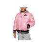Nike Jaqueta Infantil com Capuz Brilhante Estampada com Logotipo de Penas de Ganso Rosa DB7075-654