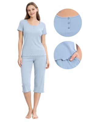 Women's Pajamas M Cotton Short Sleeve 3/4 Length Pants Soft Nice Delicate