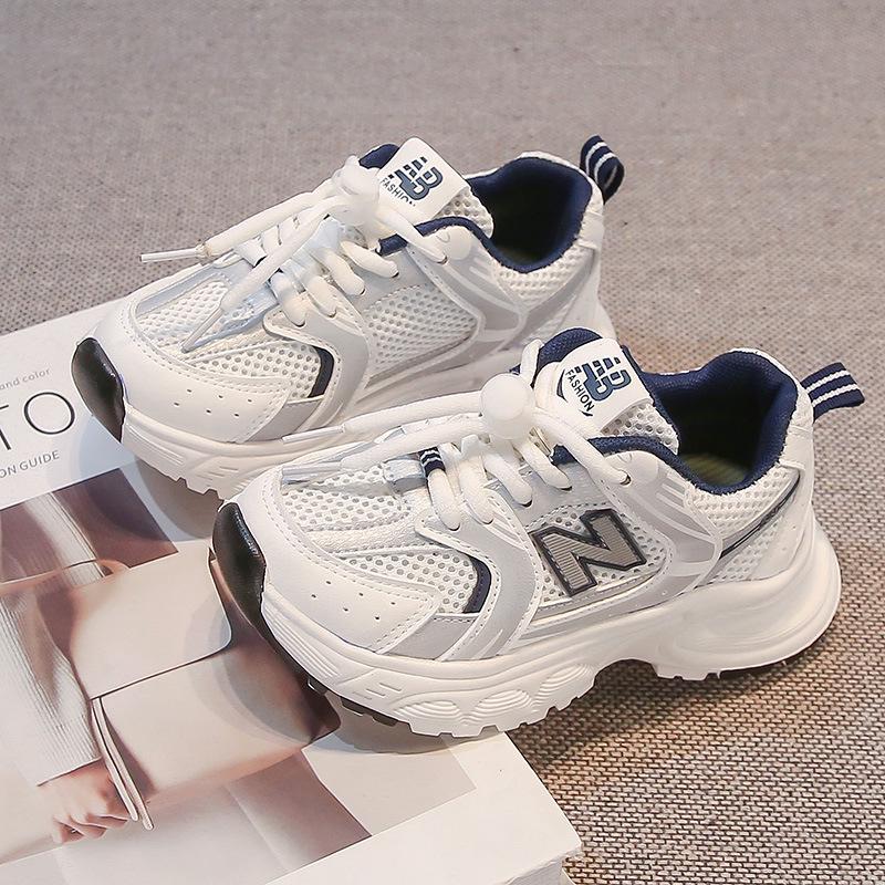 Kids' Fashion Sneakers 2026: Breathable Mesh Casual Sports Shoes for Boys & Girls - New Spring/Autumn Collection