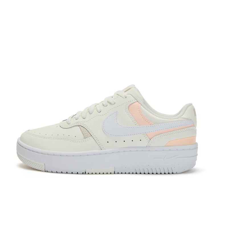 

NIKE Women s Gamma Force Platform Casual Shoes 38.5