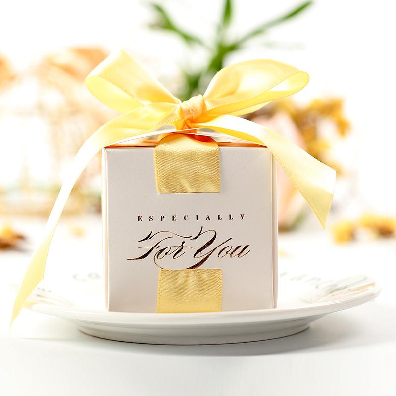 WTEMPO 10PCS 6.5*6.5*6.5CM Solid Color Hot Stamping Wedding Candy Boxes European Style Retro Creative Festivals Party Gift Boxes with Ribbon