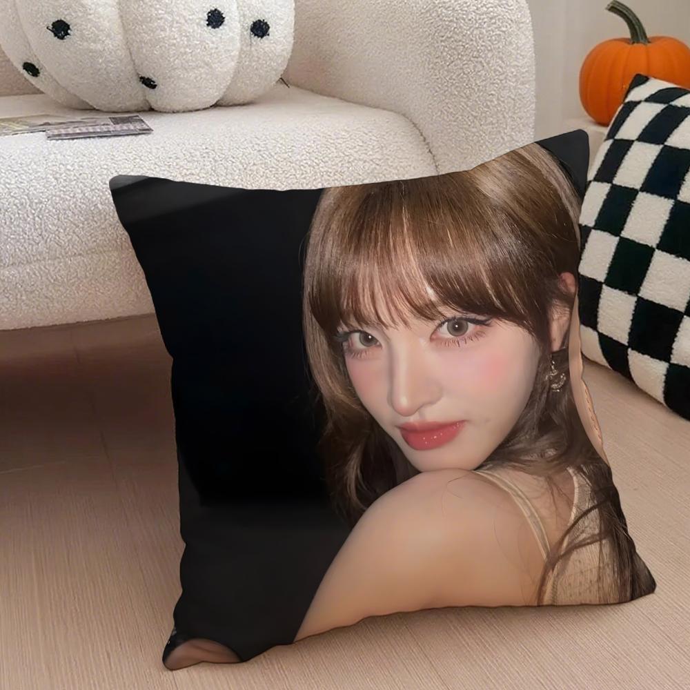 Korean KKim Ji Wons Beautiful Girl Cushion Cover Throw Pillow Cover Hidden Button Durable Polyester Chair Cushion