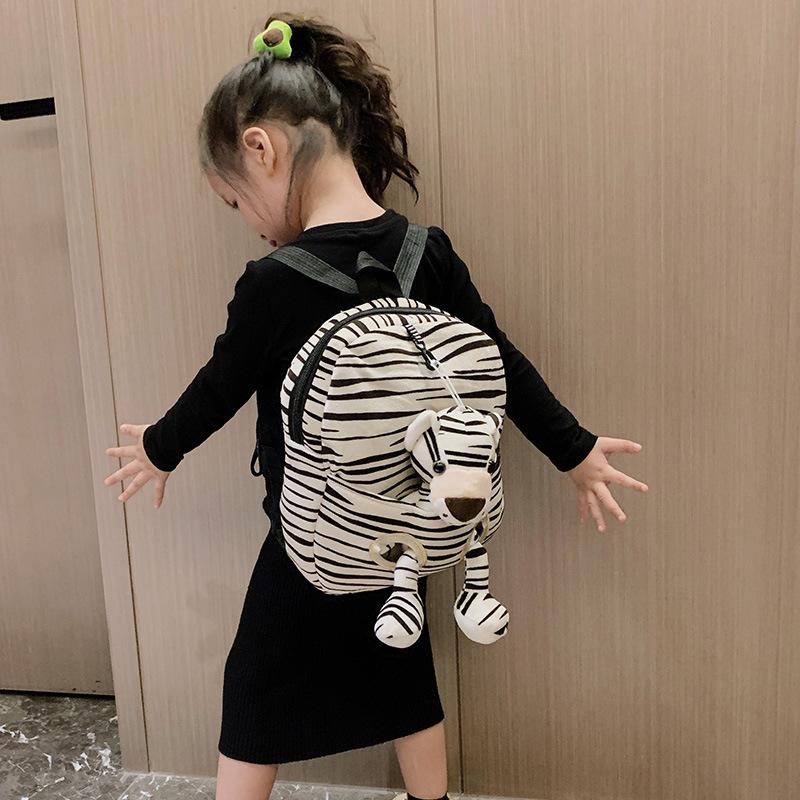 Autumn and Winter New Cartoon Plush Children's Bag Boys and Girls Kindergarten School Bag Animal Anti-lost Small Backpack
