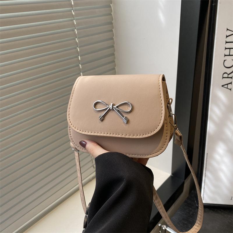 Premium Sense Popular Bag New Women's Bag Temperament Bow Shoulder Bag Personalized Fashion Versatile Messenger Bag